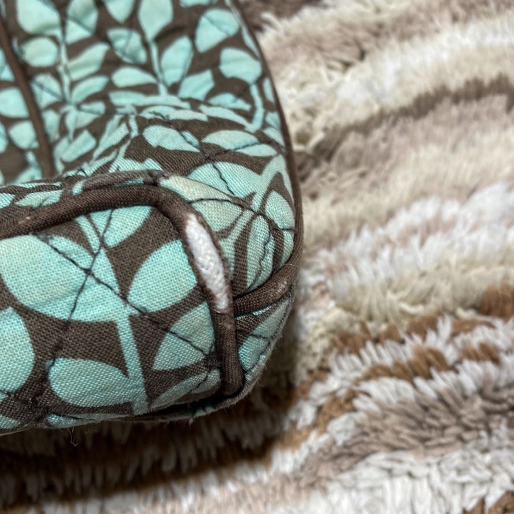 Vera Bradley Crossbody Hipster Shower Vines​​​ - Picture 5 of 12